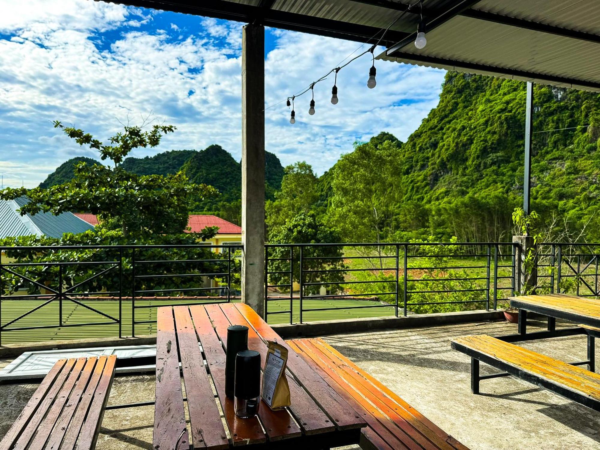 Hideaway Homestay Фонгня Экстерьер фото